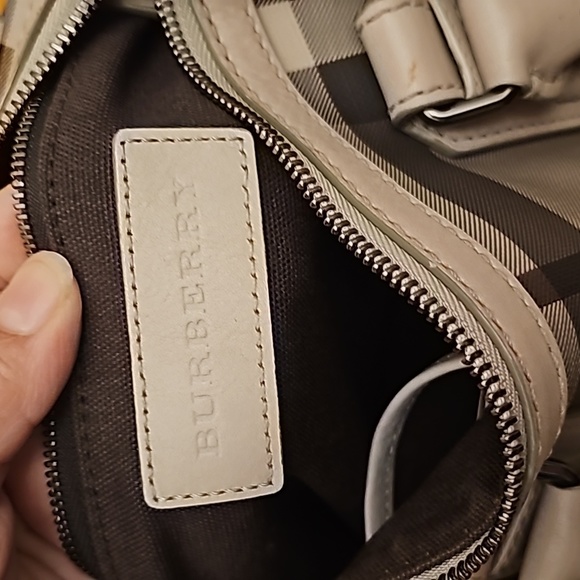 Authentic Burberry Chester Boston Bag - Picture 12 of 17